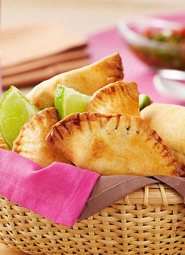 Empanadas al horno rellenas de carne y papa criolla